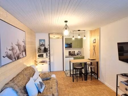 studio meublé 23 m² – vars les claux – balcon – parking – disponible juin 2026