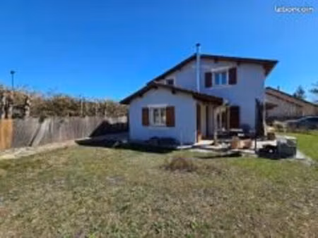 a louer villa 112 m² a 2 pas da la clinique