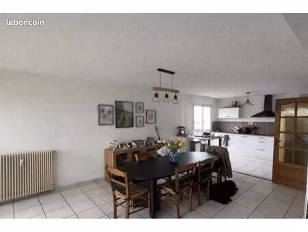 vente appartement t4 - 78m2 - centre luxeuil-les-bains