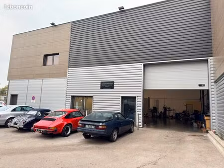 garage tout équipé 190m2 (fond de commerce)
