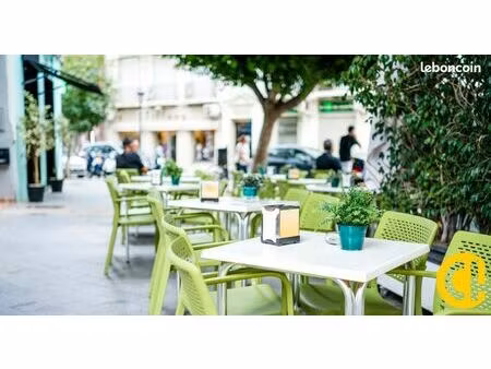 fonds de commerce restaurant 1 238 m²