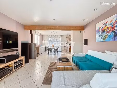pavillon 6 pièces 145 m²
