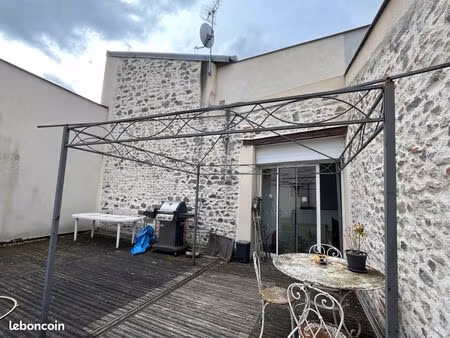 maison 6 pièces 250 m²