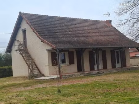 vends maison avec un petit cachet