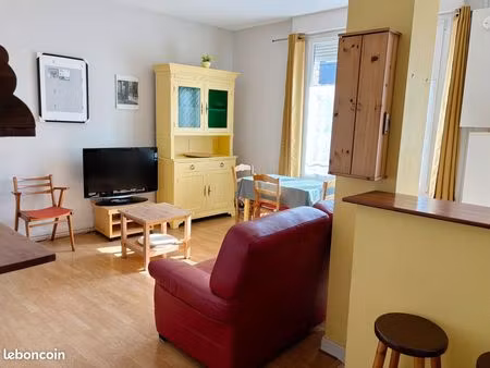 grand t2 meublé tbe saint quentin centre