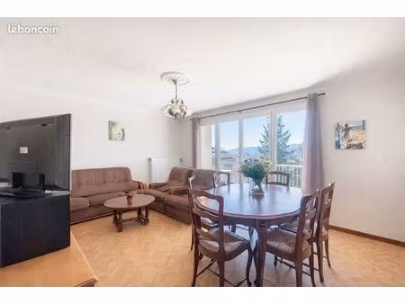 appartement 4 pièces 82 m²