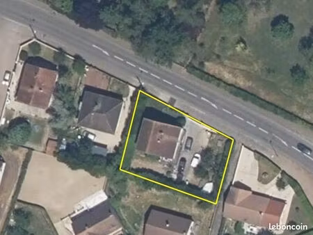 grande maison individuelle á louer