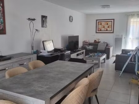 appartement 5 pièces  traversant rénové au calme  en retrait rue sur parc arboré  vendu me