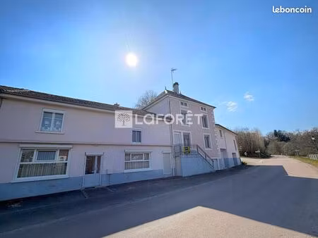 maison 8 pièces 233 m²