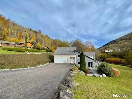 pavillon 7 pièces 192 m²