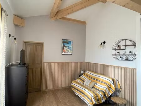 studio meublé carqueiranne