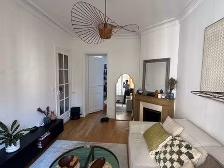 2 pièces meublé becon gare