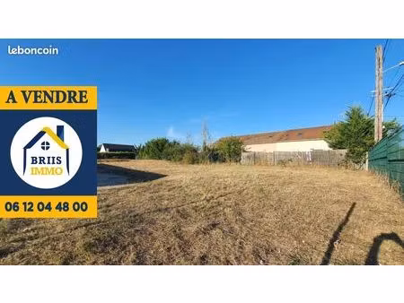 terrain 903 m² angerville