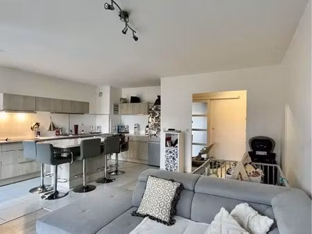 coup de cœur – appartement 3 pièces avec balcons – limours