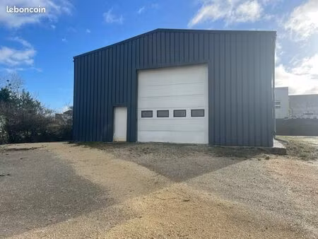 entrepôt /local industriel