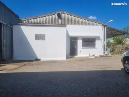 local commercial à louer