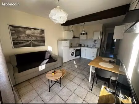 appartement meublé 1 chambre - 5-10 min auxerre centre - st bris le vineux