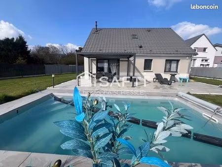 propriété 5 pièces 96 m²