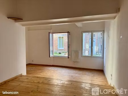 immeuble 3 pièces 94 m²
