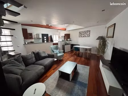 appartement 4 pièces de 86 m² – 2 chambres – cœur de ville