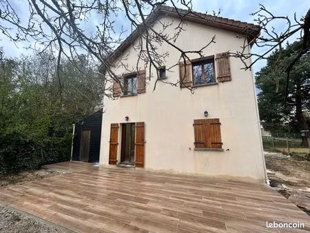 maison récente 6 pièces entièrement rénovée – quartier recherché  proche gare rer c