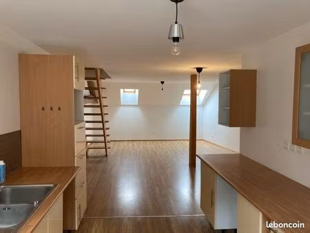 à louer maison mitoyenne type 4