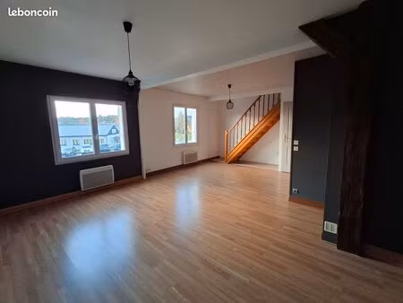 appartement de 105 92 m² avec garage - secteur signy-l'abbaye (bourg tous commerces)