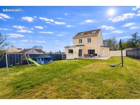 maison 6 pièces 147 m²
