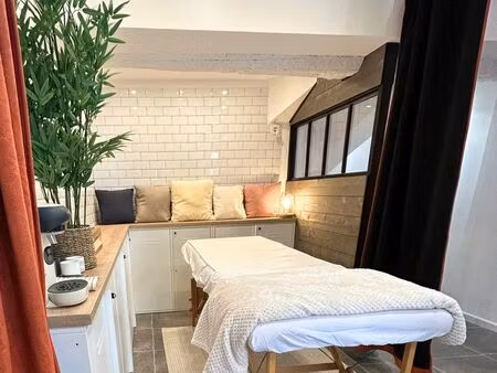 marre de recevoir vos clients chez vous ? passez à un vrai cabinet – port de toulon