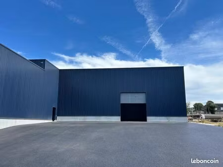 local industriel 500 m²