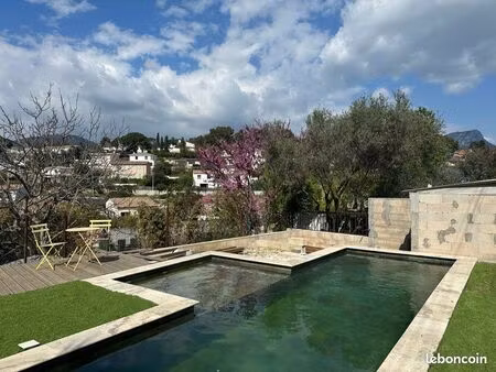 maison familiale récente