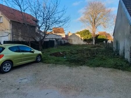 terrain constructible hyper centre de romilly-sur-s