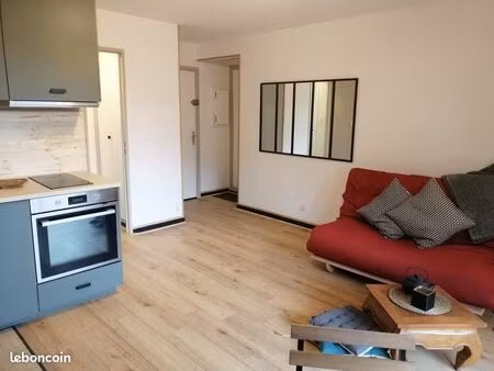 *studio coup de cœur en hypercentre de sainte-maxime – confort  charme & douceur de vivre*