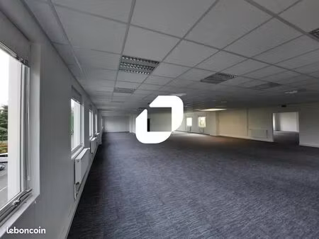 bureaux 274 m²