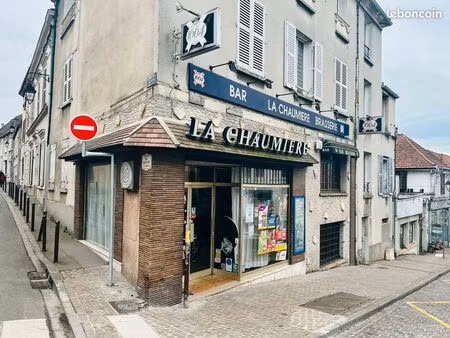 ? opportunité rare : bar-restaurant historique au cœur de montlhéry