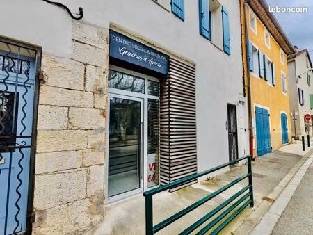 local commercial 76m2 st maximin la ste baume
