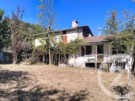 maison 8 pièces 131 m²