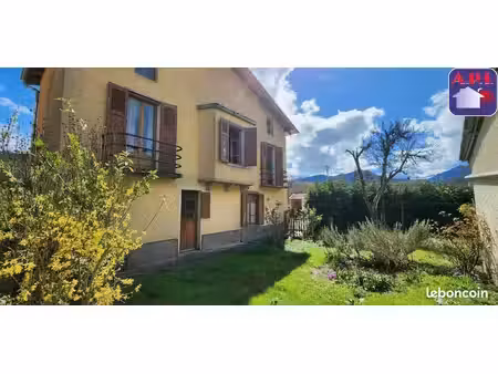 maison de village 5 pièces 120 m²
