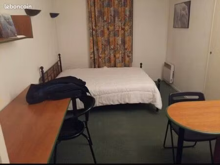 courbevoie – studio 17 m² – à 7 min de la défense – idéal investisseur