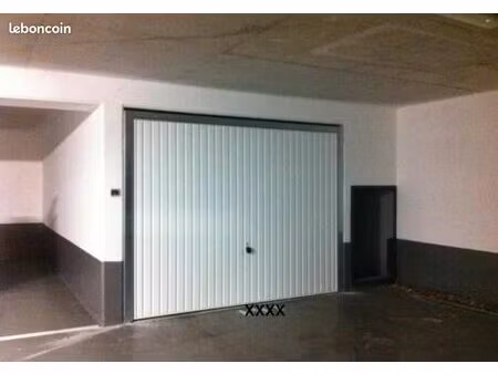 garage/box individuel fermé et sécurisé
