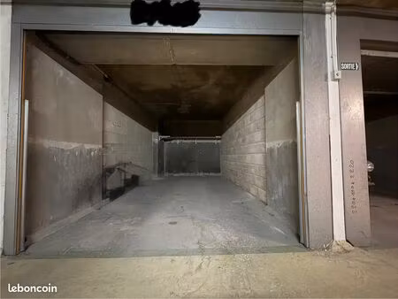 box parking sécurisé