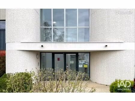 local 179 m² évry-courcouronnes