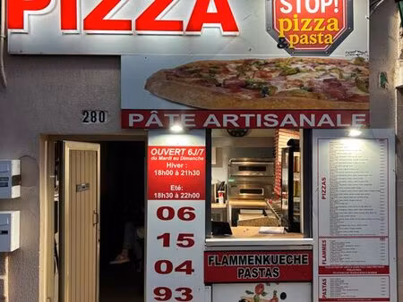 pizza à emporter et livraison à saisir