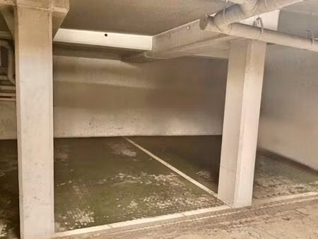 parking place georges pompidou