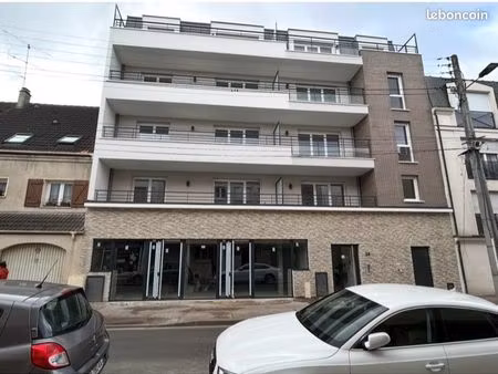 f2 centre ville de tremblay en france