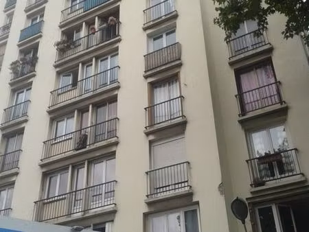 cave propre et saine au 226 bld anatole france 93200 saint-denis. métro carrefour pleyel