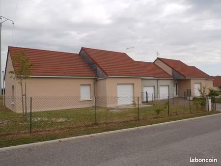 maison 4 pièces 93 m²