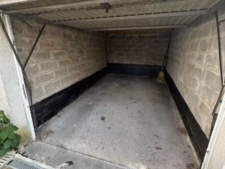 box à louer centre ville d’ezanville