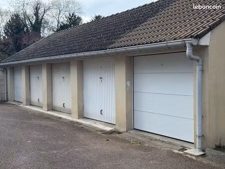 location garage centre ville