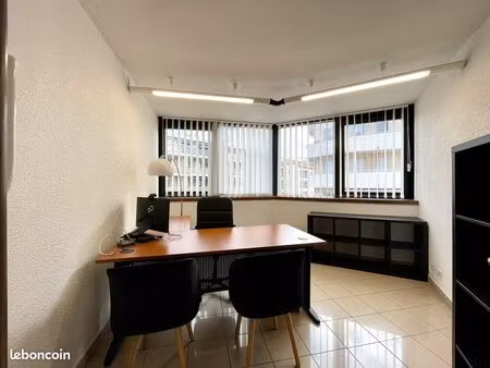 bureaux 43 m² saint-raphaël